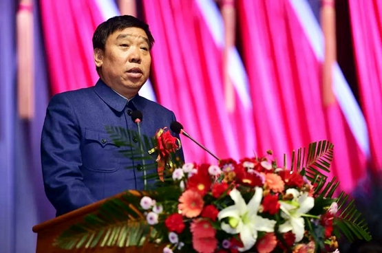 国医网 - 【中药人物】李安平:振东健康产业集团有限公司董事长