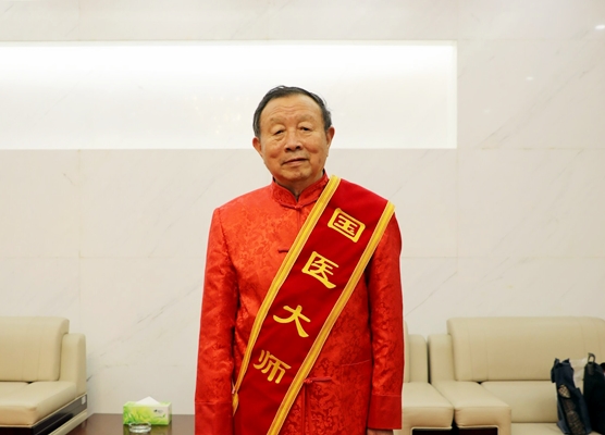 ������--���Ľ��ҽ��ʦ