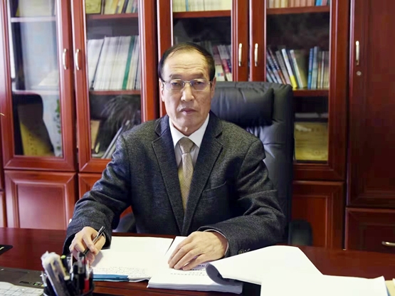 ��Ӣ�䣺���ر���ʹѣ�Σ����Ĳ����Ľ�ʹ����Ѫѹ����̵�����谸